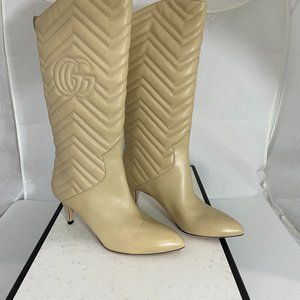 GUCCI NWB  $1490 IVORY MATELASSE QUILTED LOGO 38